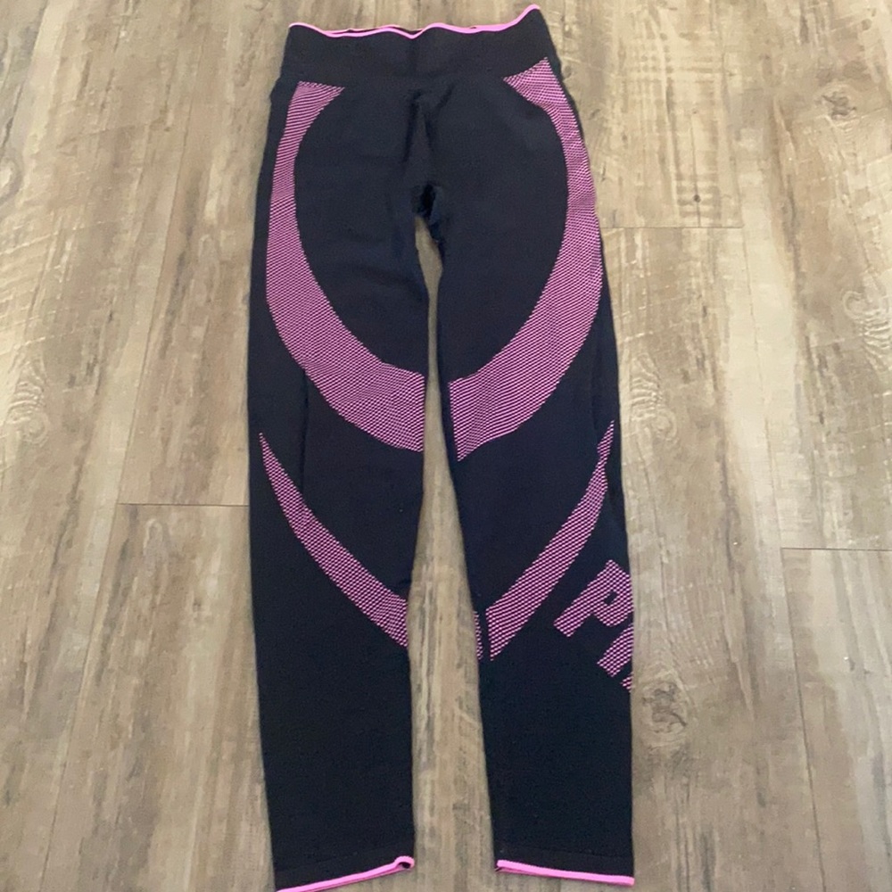 PINK workout leggings